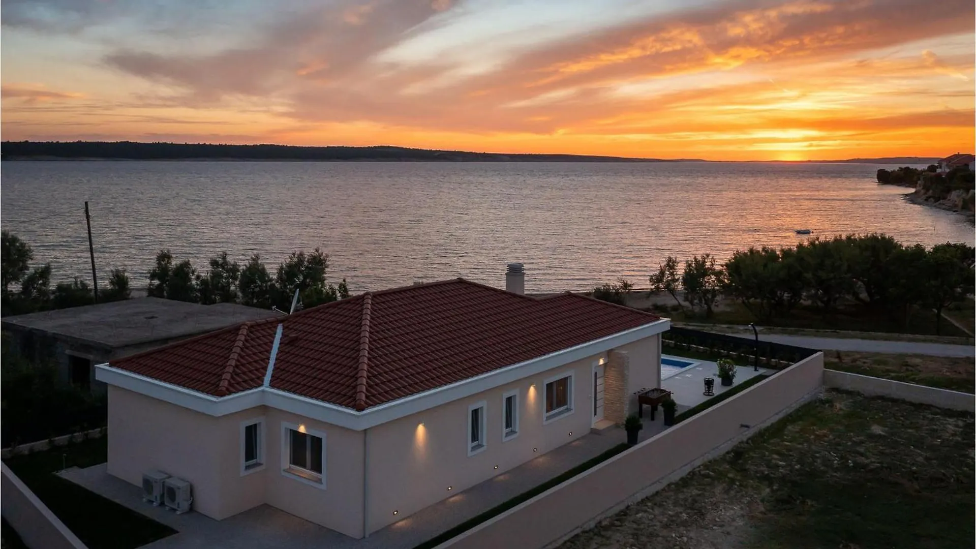 Villa Eleni Ljubac  Holiday home Ljubac (Zadar)